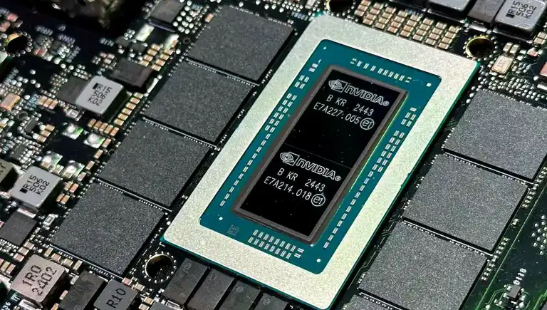 Çin, ABD Yasağını Deldi: 1 Milyar Dolarlık Nvidia Çipi Çin, ABD Yasağını Deldi: 1 Milyar Dolarlık Nvidia Çipi
