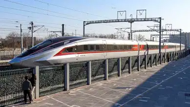 Dünyanın En Hızlı Elektrikli Treni: CR450!